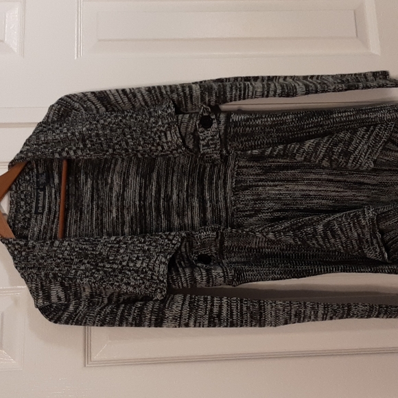 Black and White Open Knitted Cardigan - Picture 5 of 5